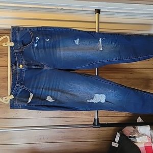 Maurices jeans